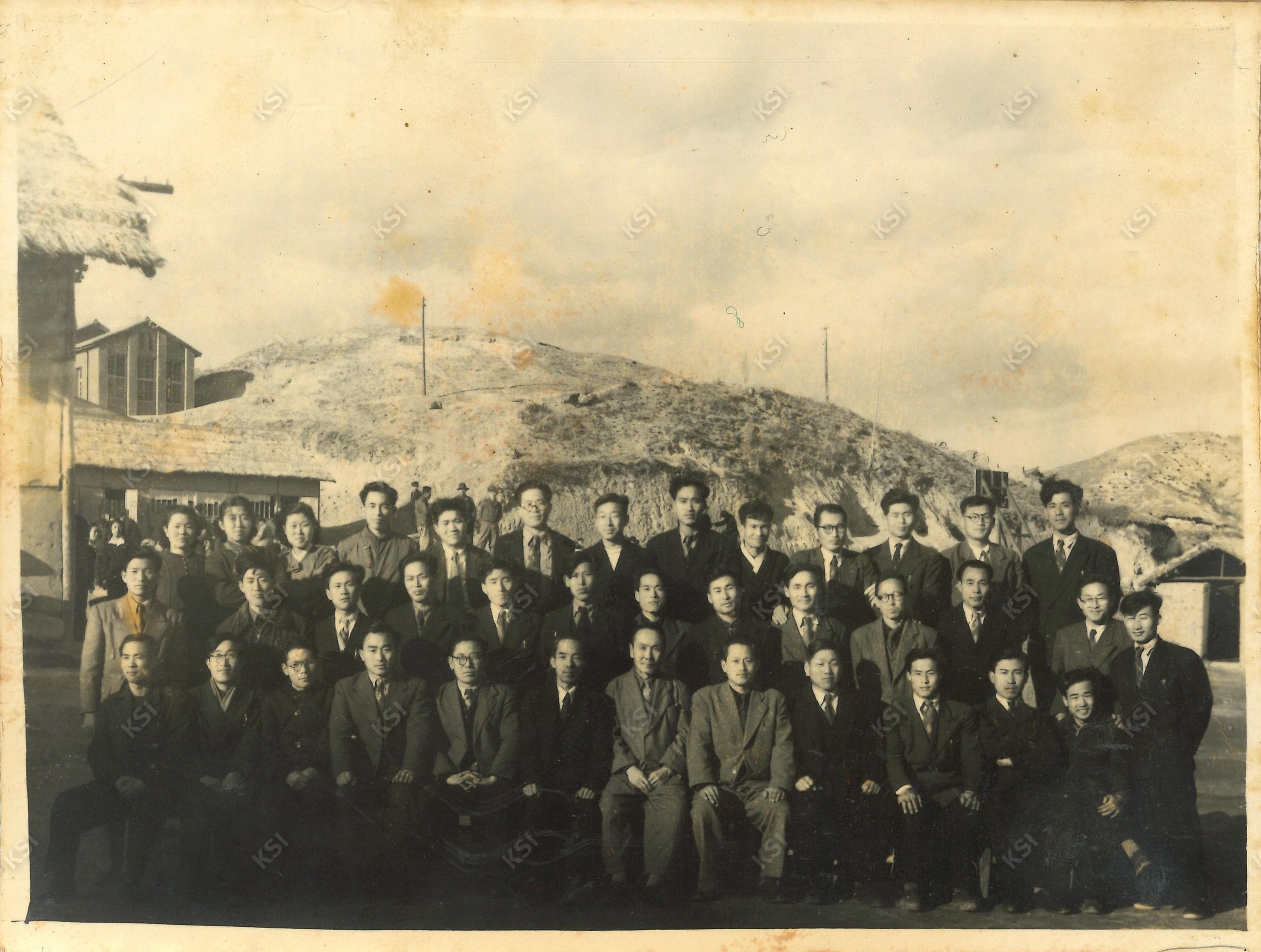 1950년대 안동사범학교 교직원