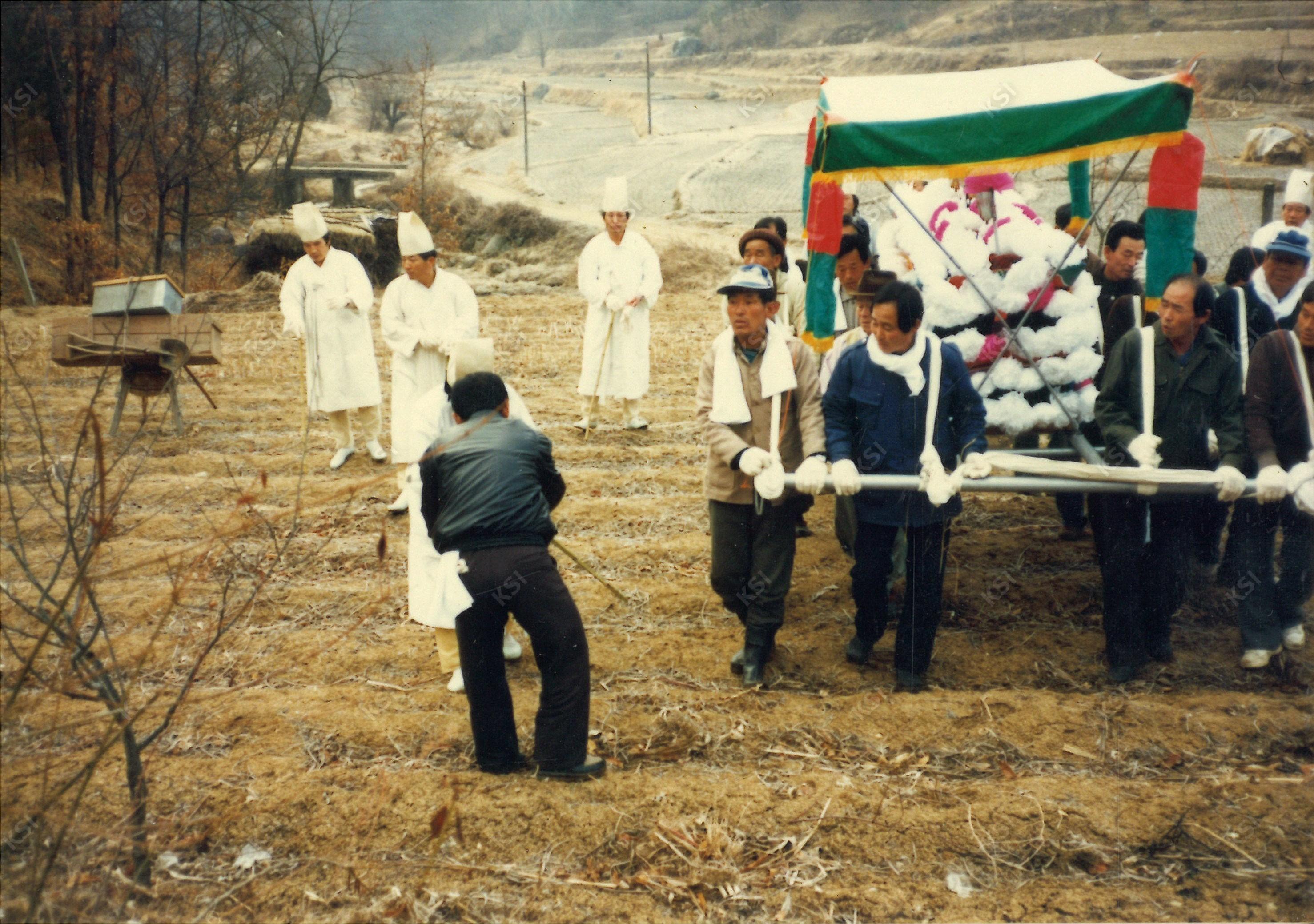 1990년 시아버지 장례 때 행상