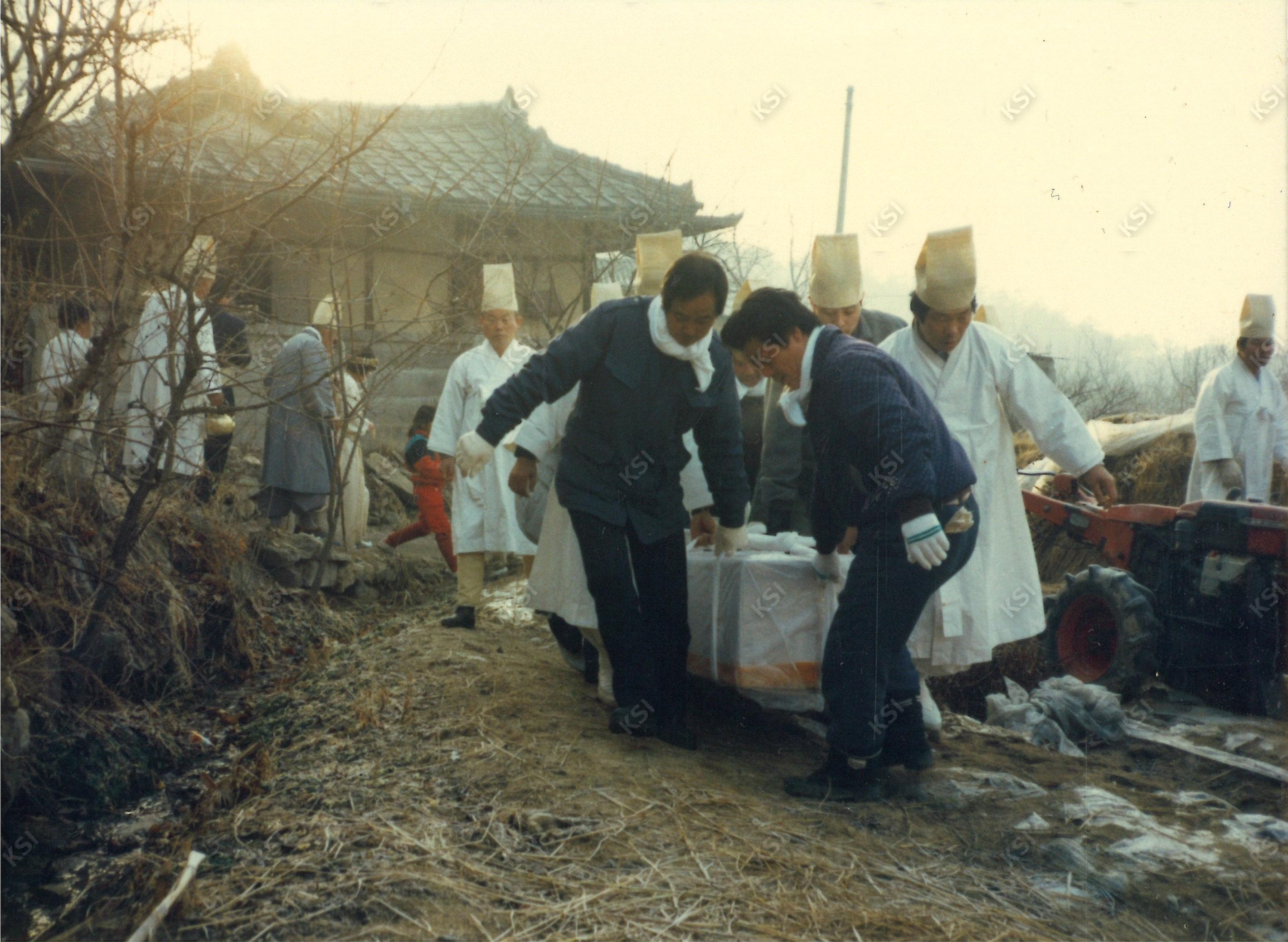 1990년 시아버지 장례 때 행상