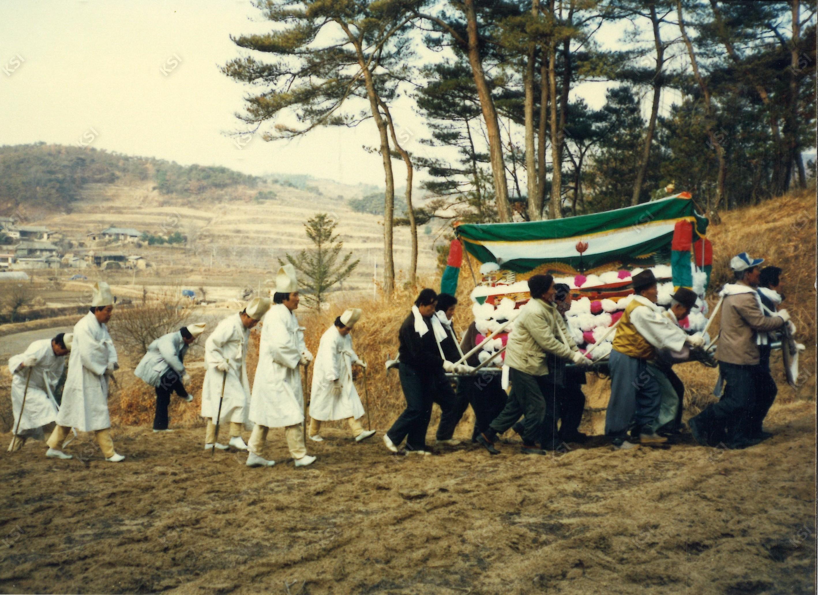 1990년 시아버지 장례 때 행상