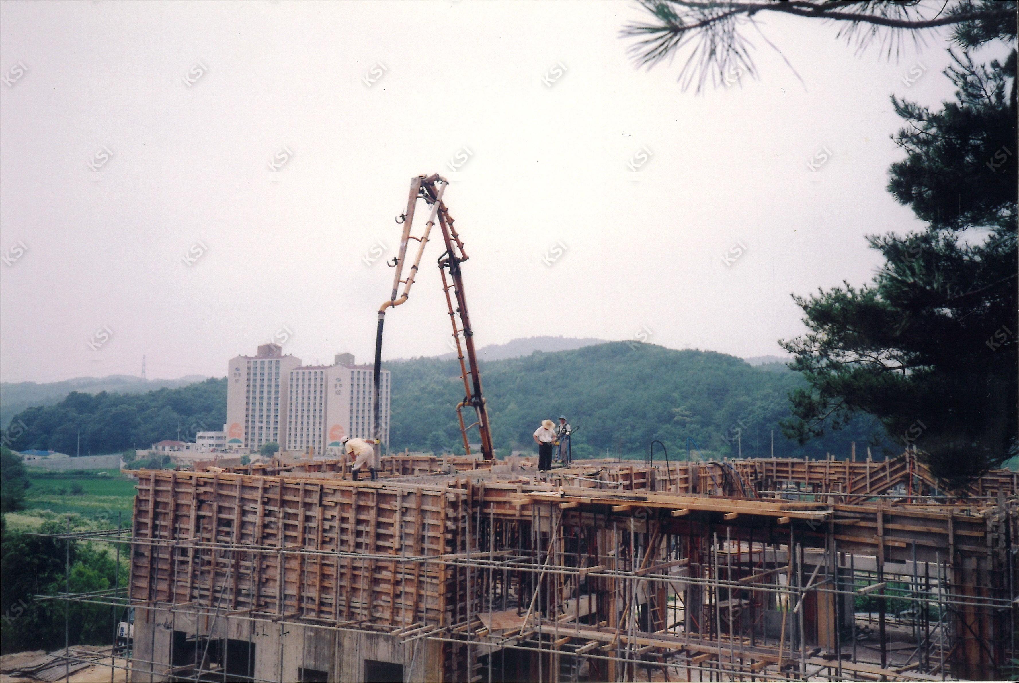 2000년대 초 명동교회 공사
