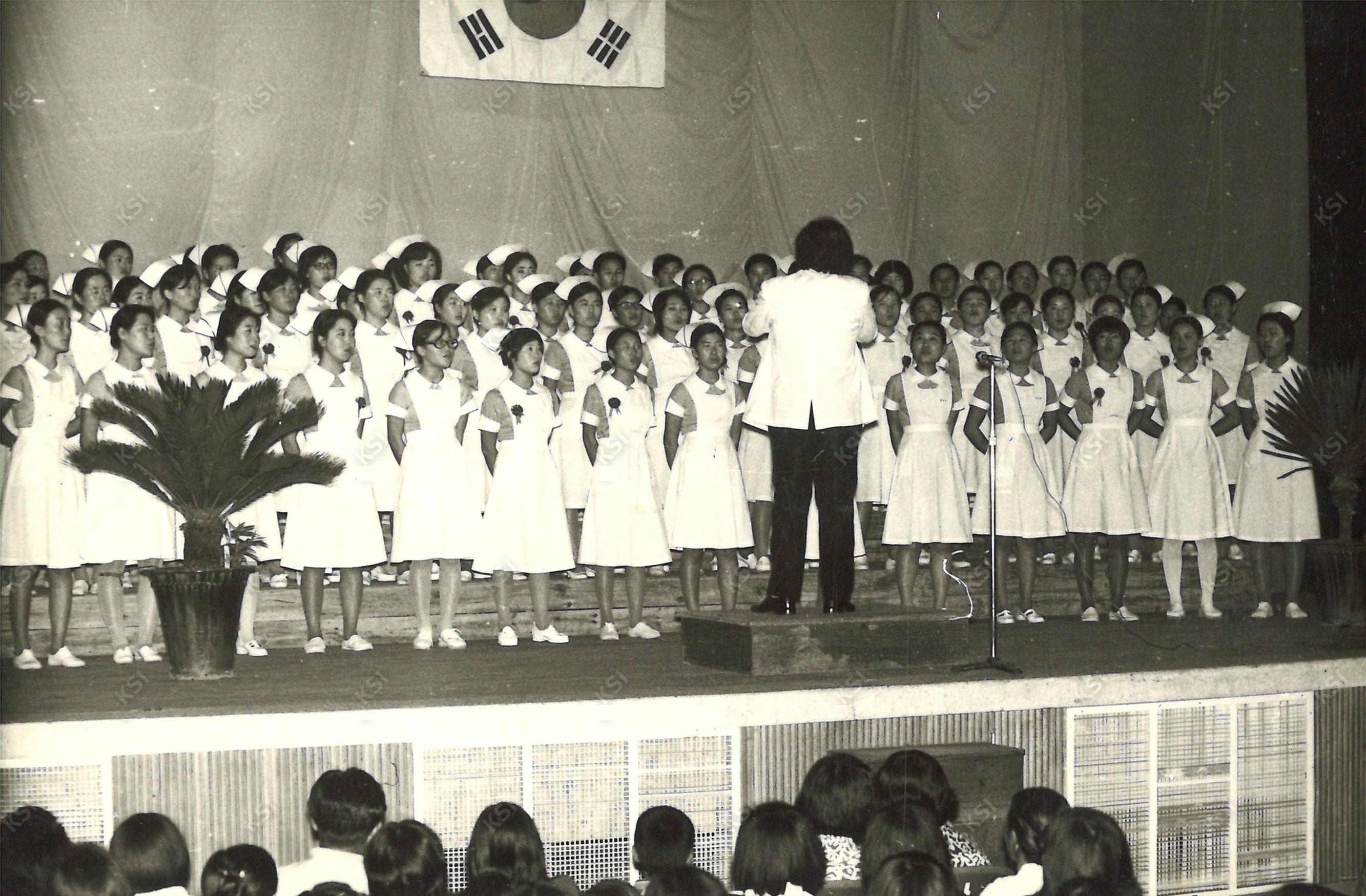 1974년 나이팅게일 축제