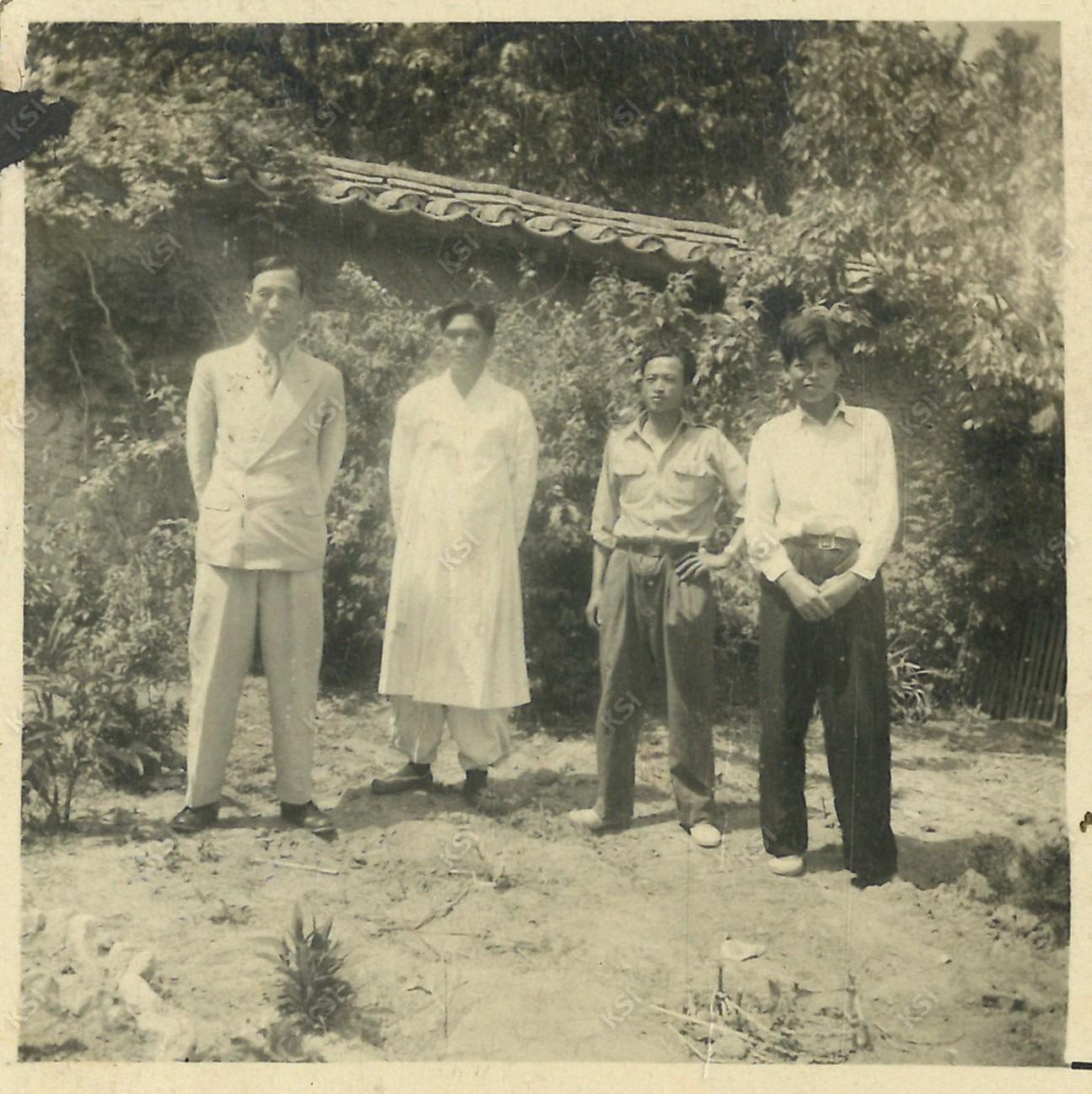 1950년대 옛 학봉종택에서